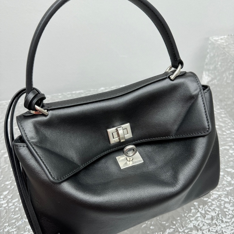 Balenciaga 0038