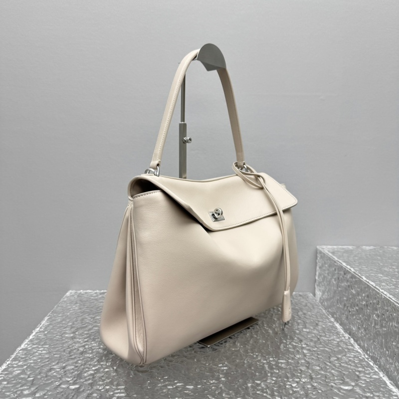 Balenciaga 0061