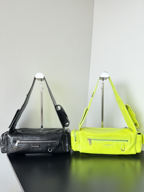 Balenciaga 0042