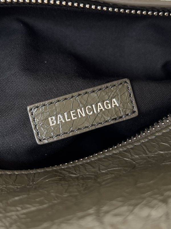 Balenciaga 0044
