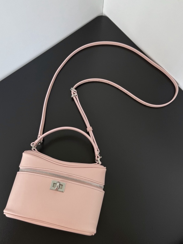 Balenciaga 0027