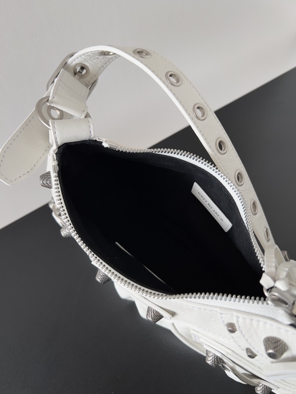 Balenciaga 0113