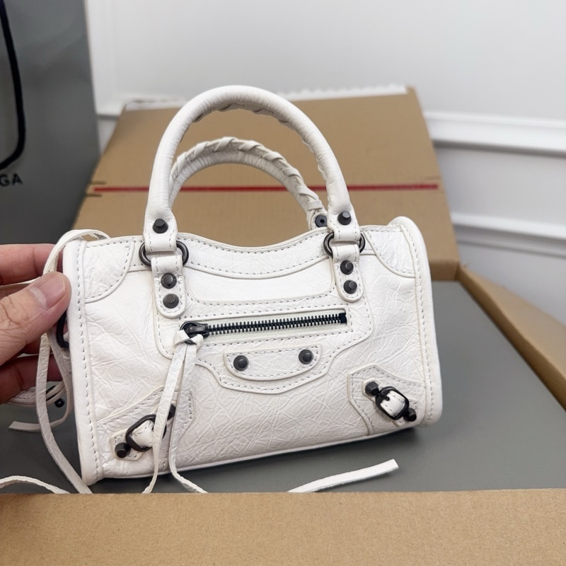 Balenciaga 0216