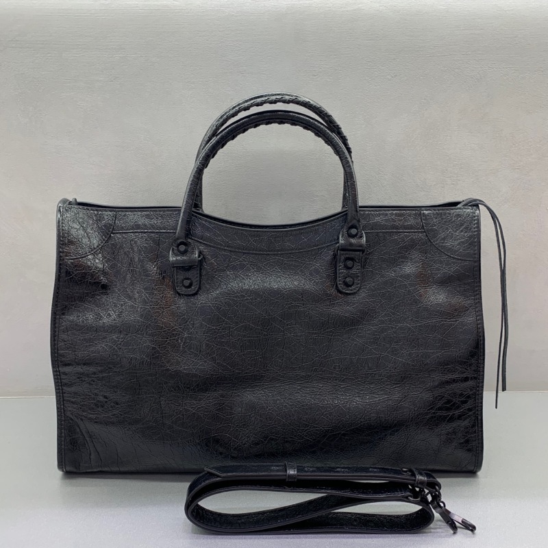 Balenciaga 0044