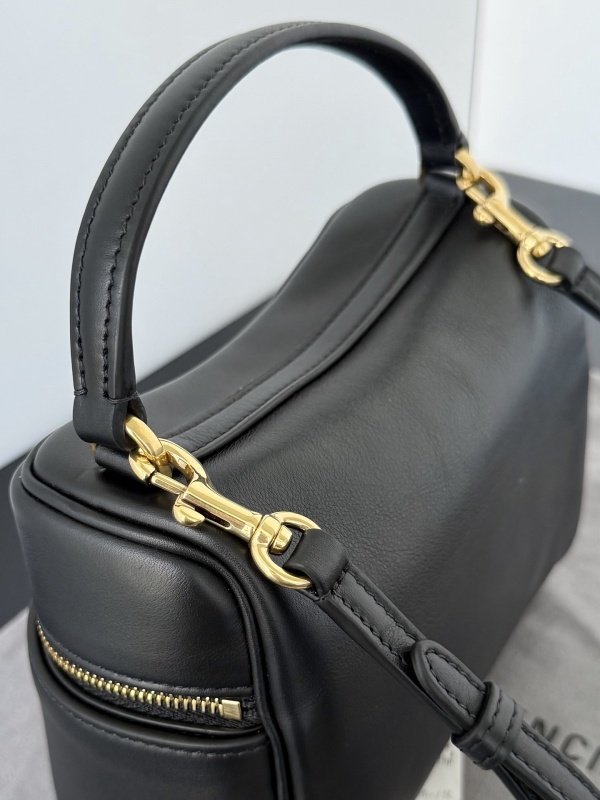 Balenciaga 0025
