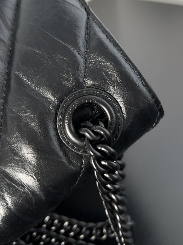 Balenciaga 0020