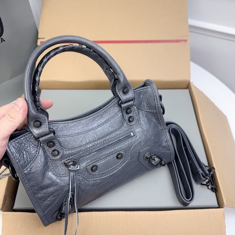 Balenciaga 0223