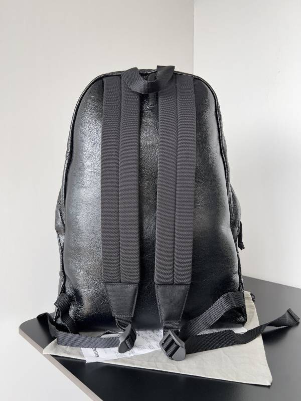 Balenciaga 0057