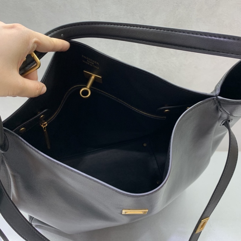 Balenciaga 0010
