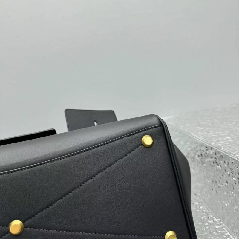 Balenciaga 0187