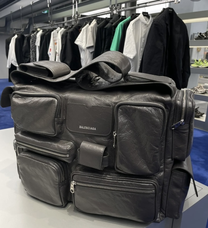 Balenciaga 0040