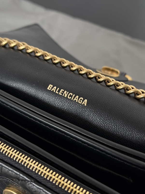 Balenciaga 0013