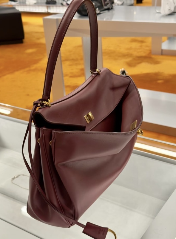 Balenciaga 0083