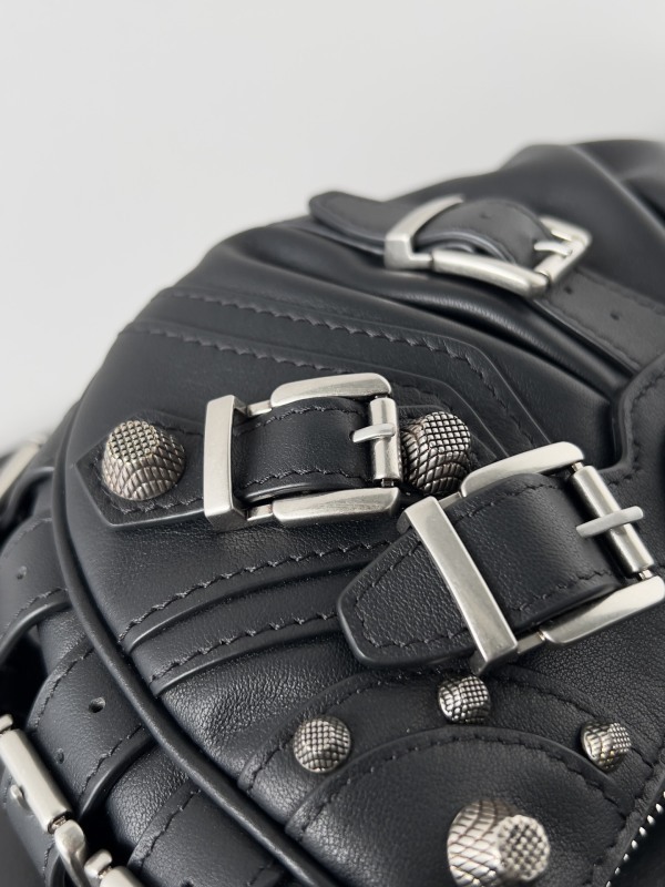 Balenciaga 0124