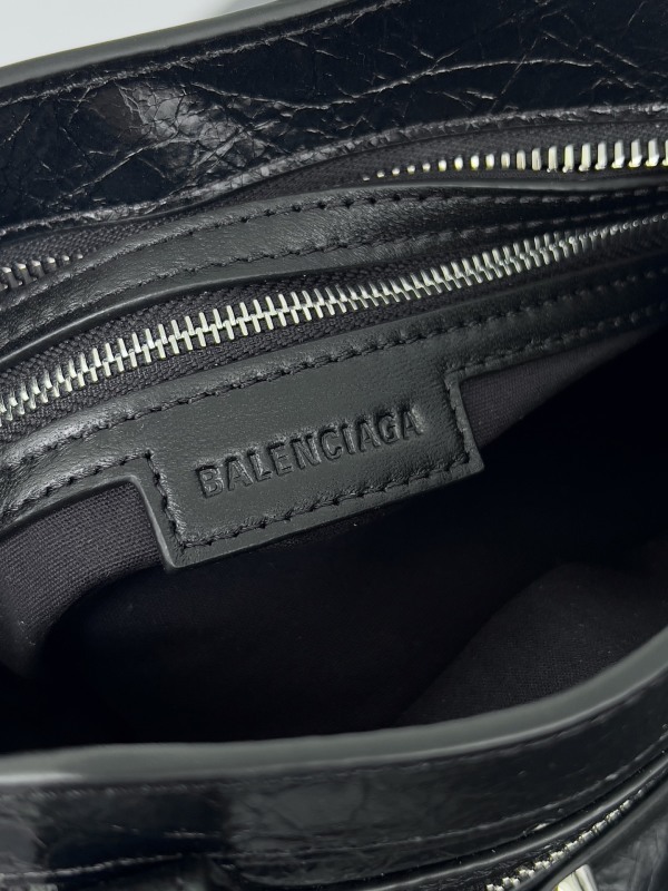 Balenciaga 0082