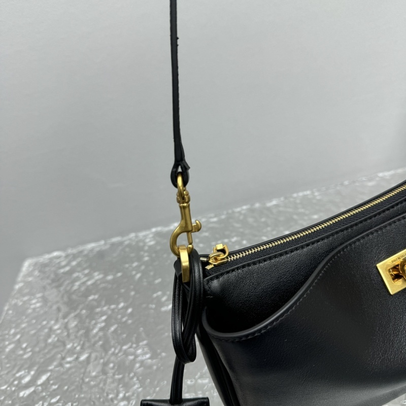 Balenciaga 0120