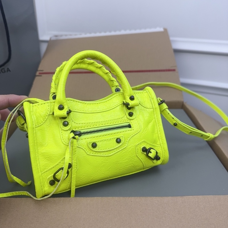 Balenciaga 0215