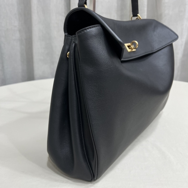 Balenciaga 0040