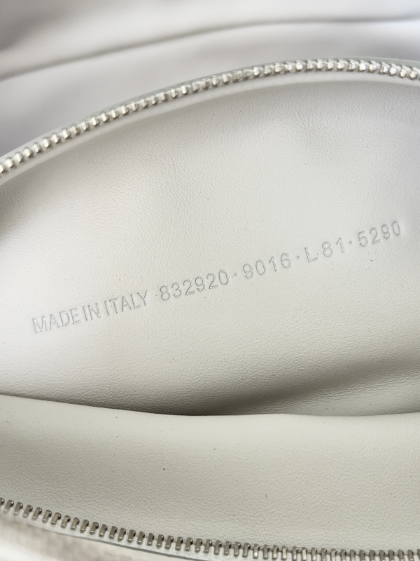 Balenciaga 0037