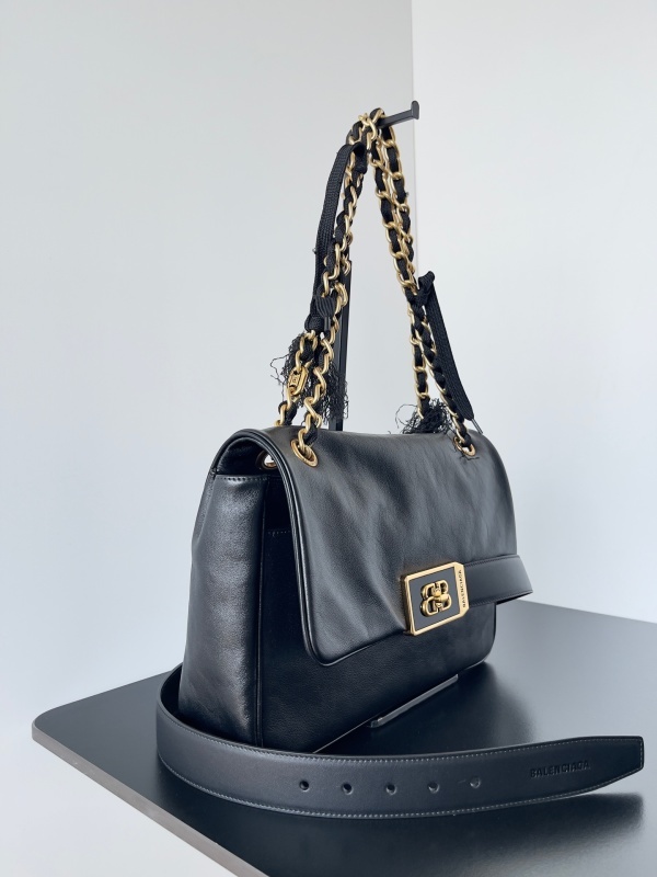 Balenciaga 0077