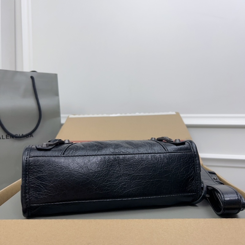 Balenciaga 0224