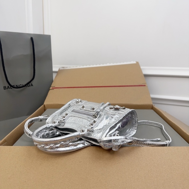 Balenciaga 0210