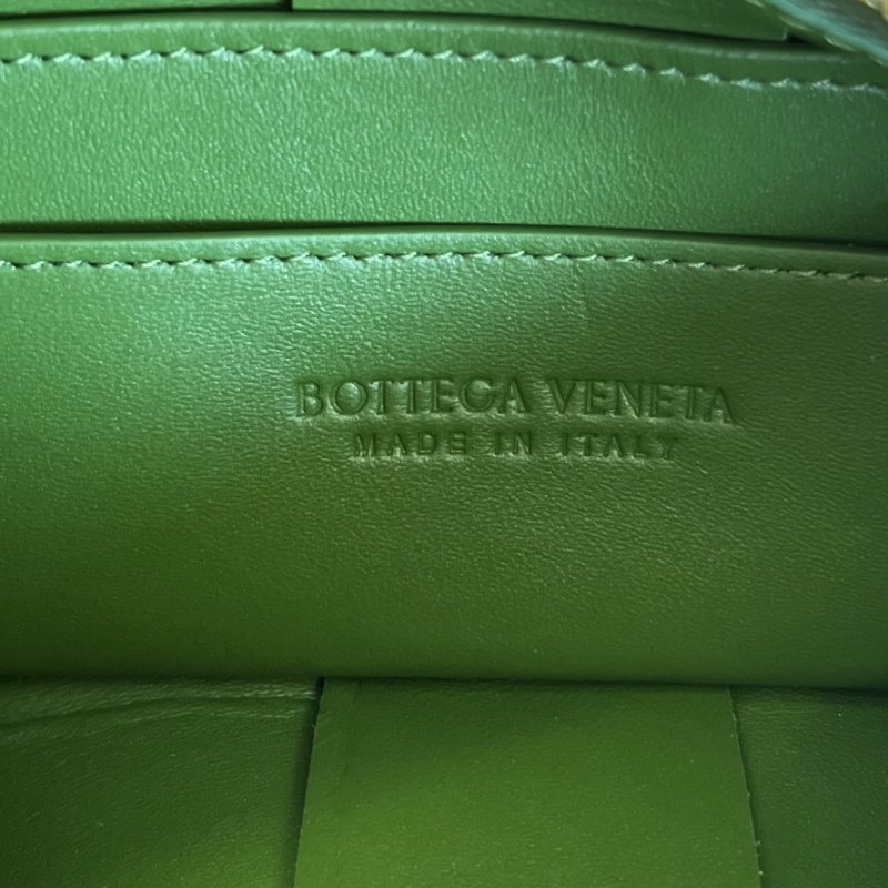 BV 0411