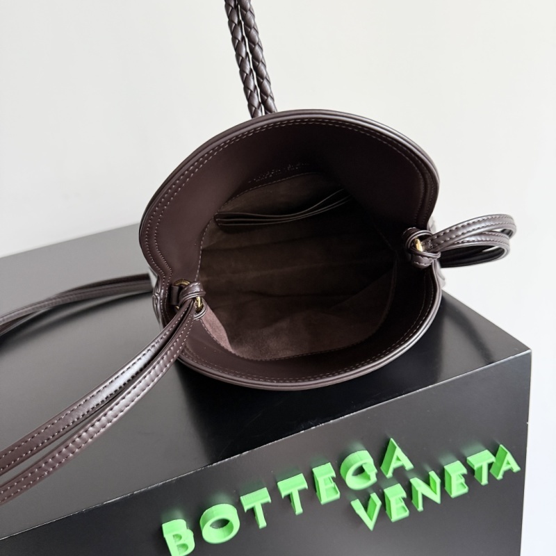 BV 0008