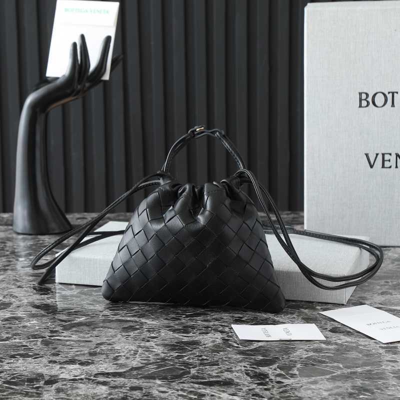 BV 0025