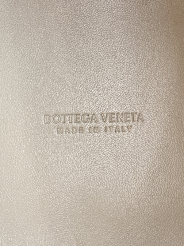 BV 0186