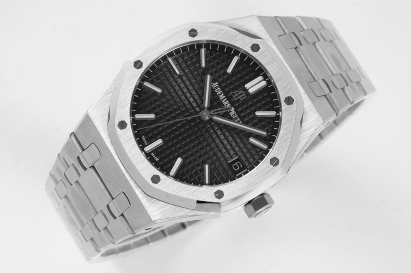 Watch0634