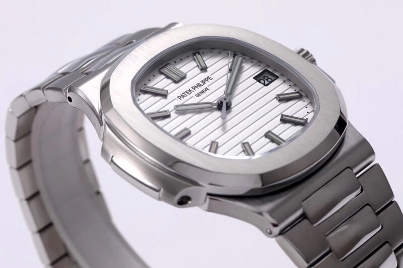 Watch0432