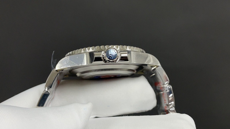 Watch0524