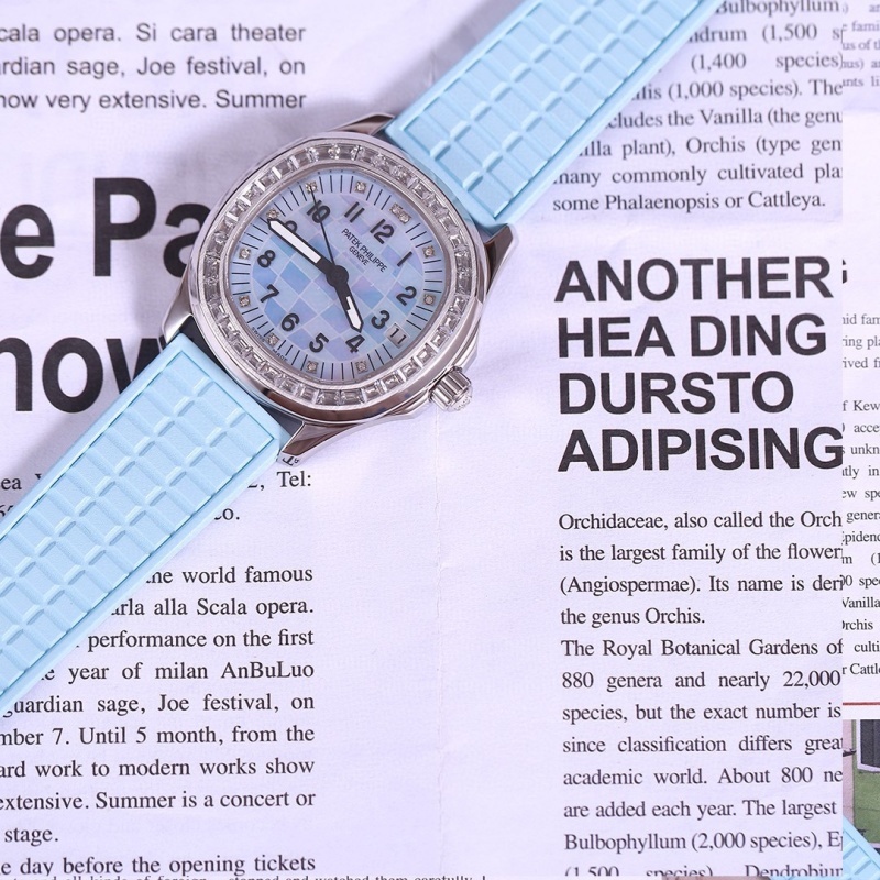 Watch0574