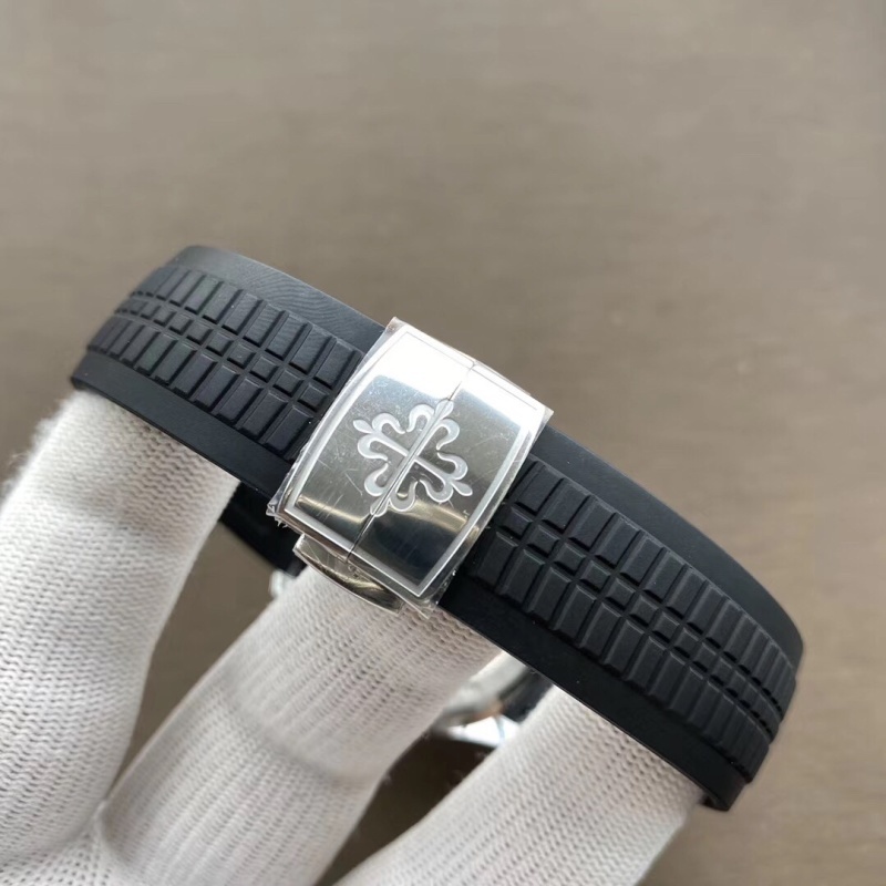 Watch0296
