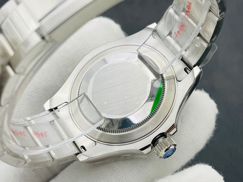 Watch0458