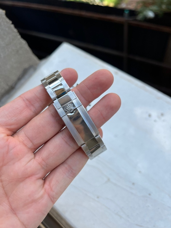 Watch0195