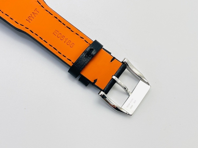 Watch0102