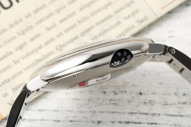 Watch0439
