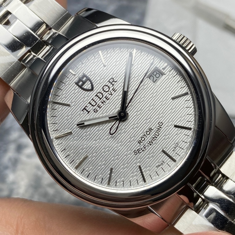 Watch0134