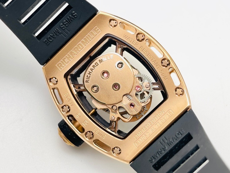 Watch0832