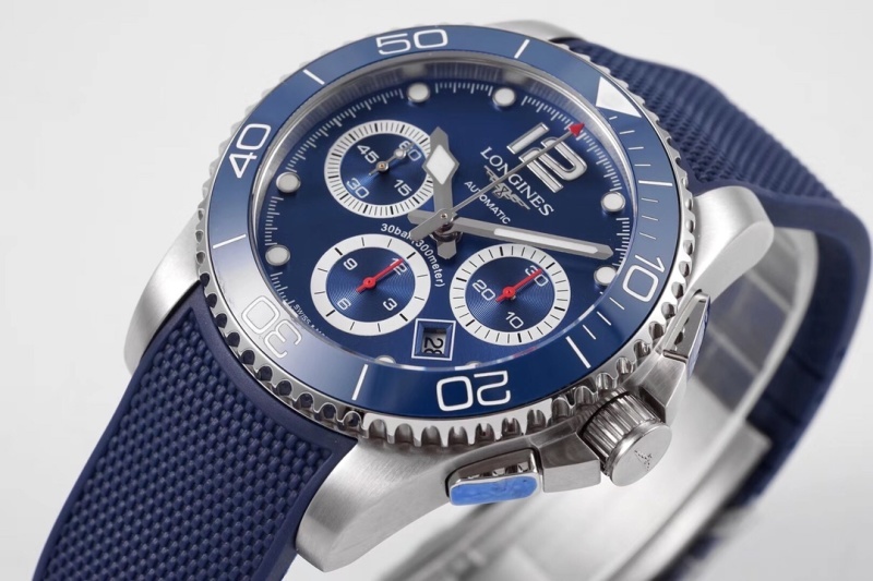 Watch0353