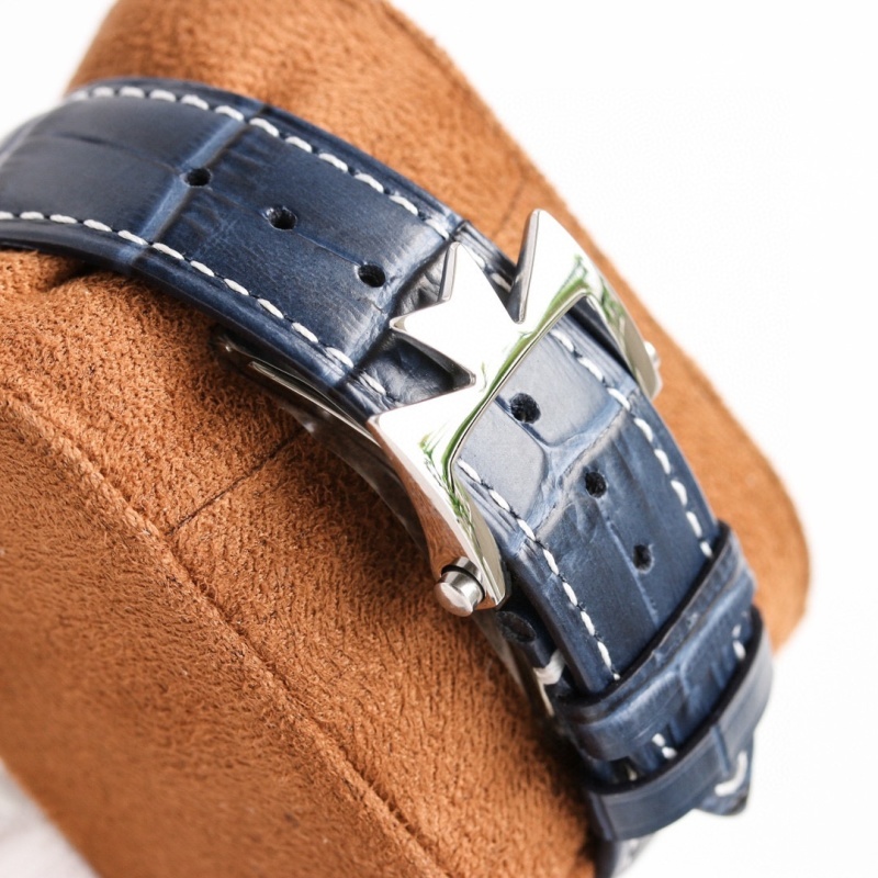 Watch0583
