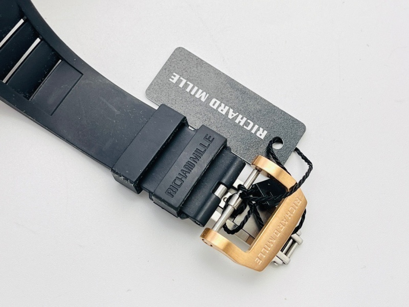 Watch0832