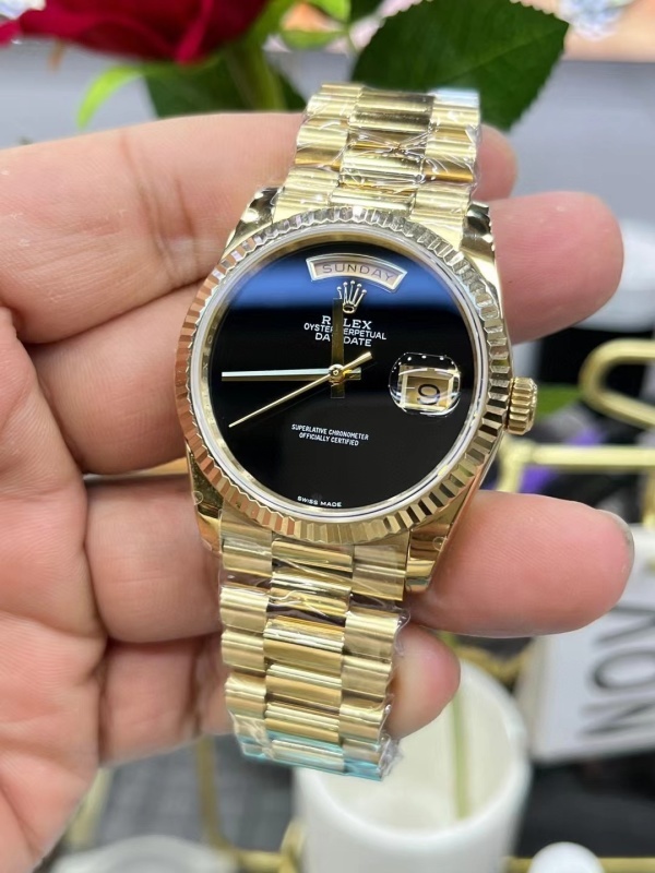 Watch0798