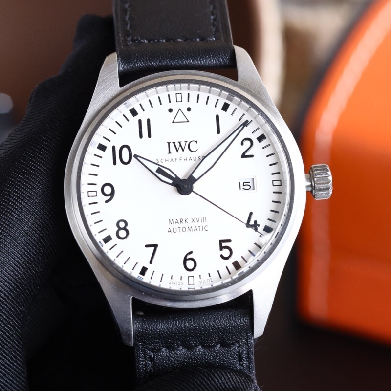 Watch0380