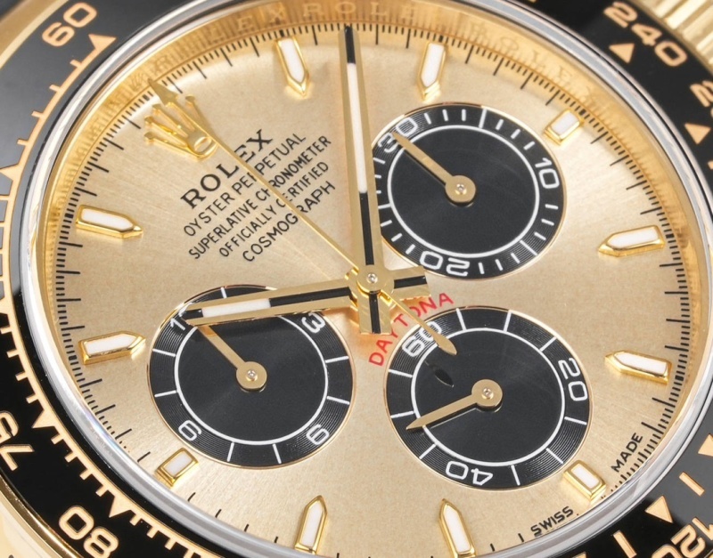Watch0733
