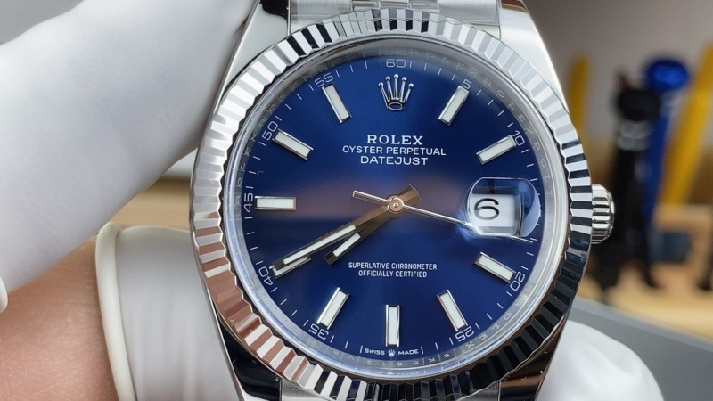 Watch0215