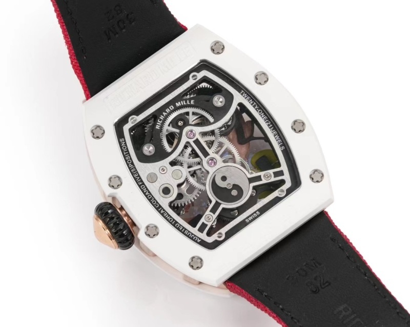 Watch0699