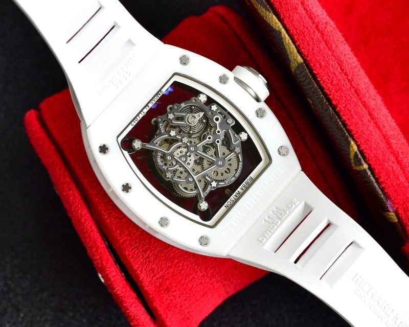 Watch0255